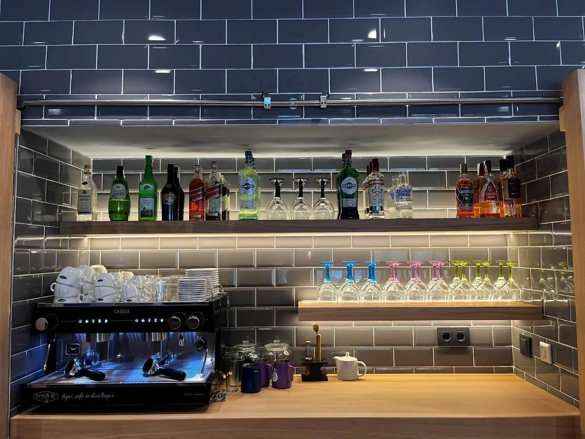 Holiday Inn Express Bilbao Airport By Ihg Derio