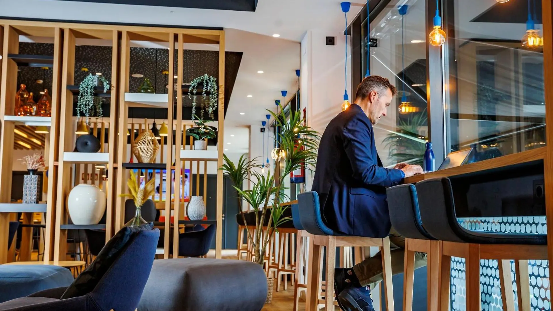 Hotell Holiday Inn Express Bilbao Airport By Ihg Derio