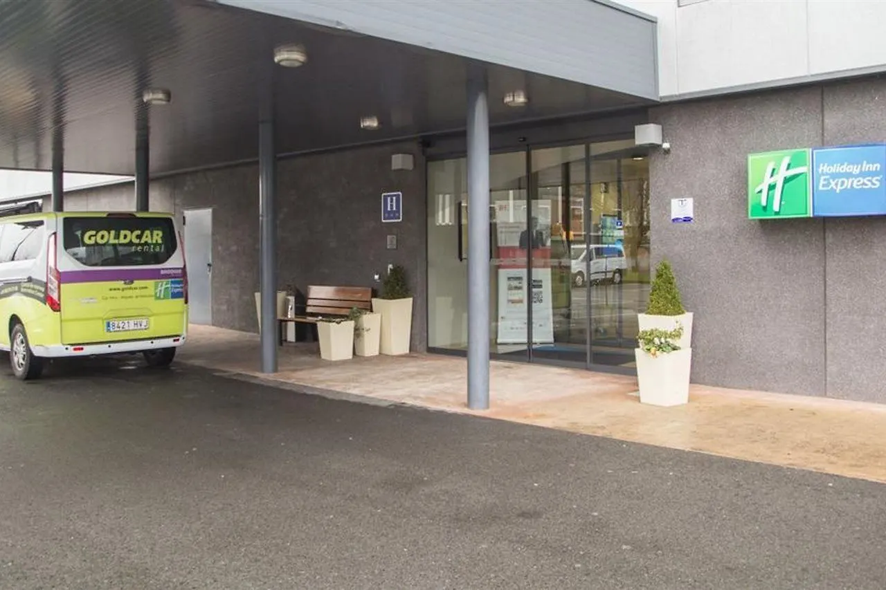Hotell Holiday Inn Express Bilbao Airport By Ihg Derio